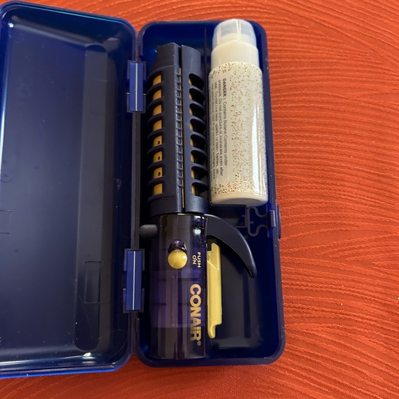 Travel curling iron - propane - Picture 2 of 3